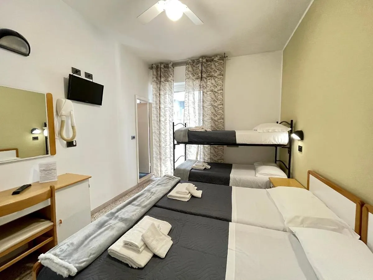 ריצ'יונה Hotel Quisisana 2*,
